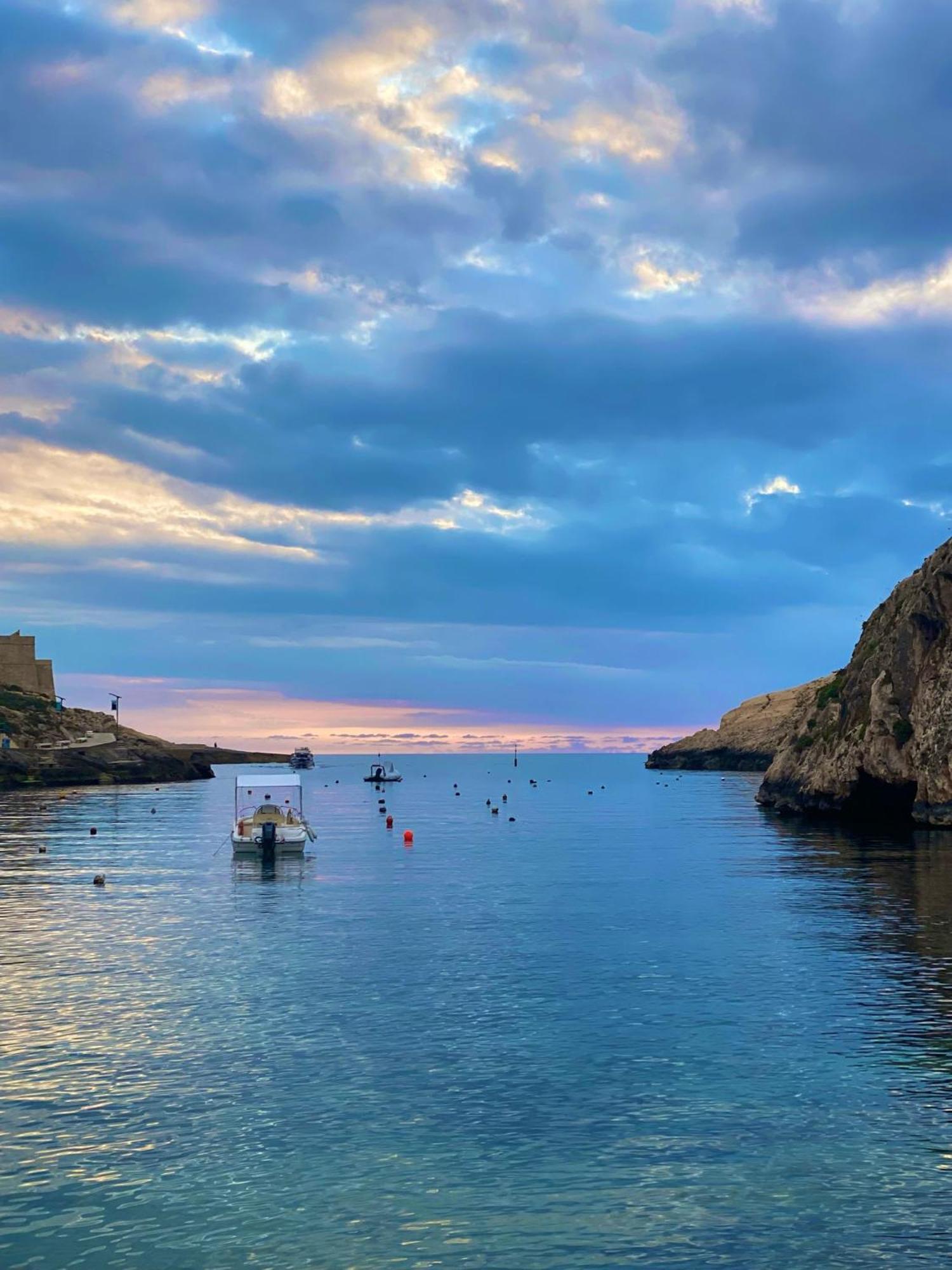 Best Of Xlendi Seafront Apartments Zewnętrze zdjęcie